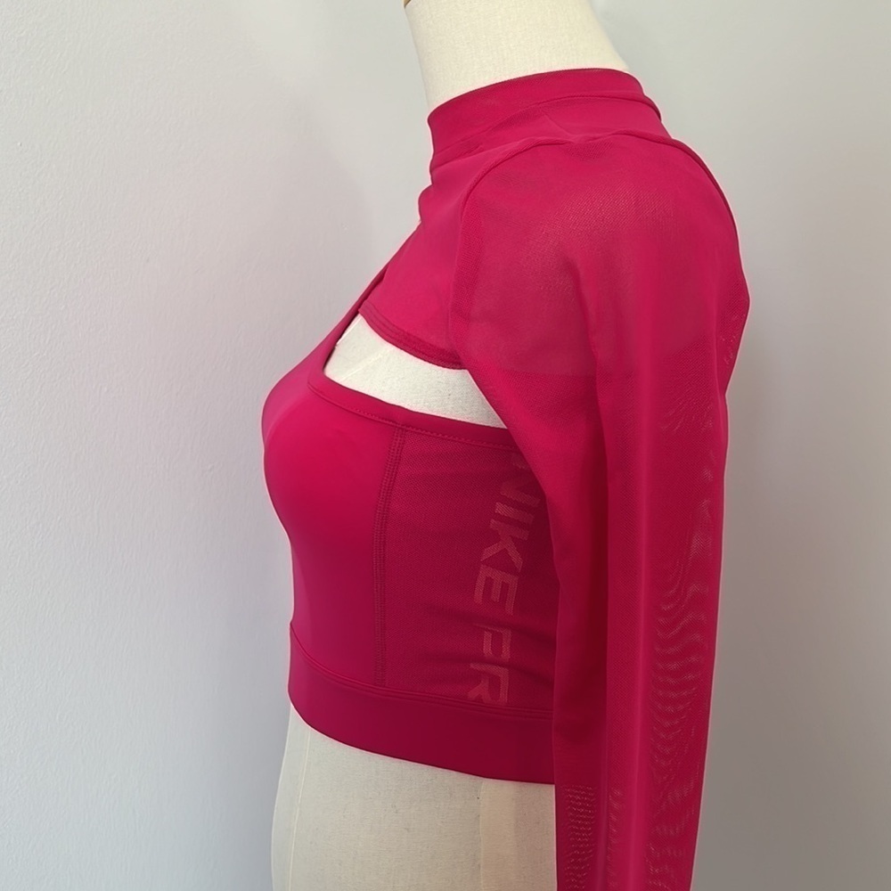 Nike tight fit coolant top - Picture 2 of 4